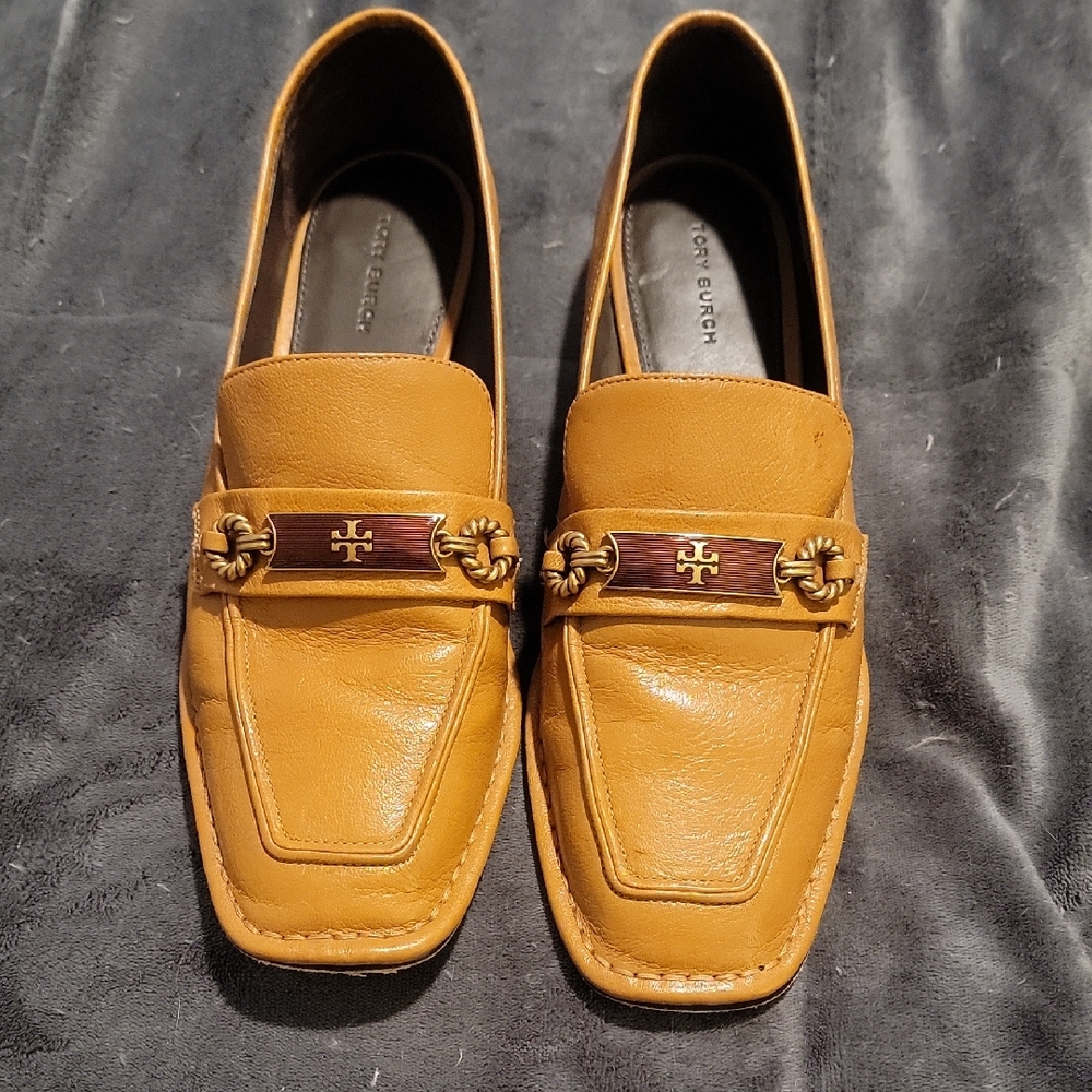 Tory Burch Leather Loafers EUC